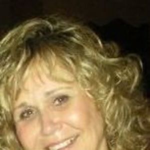 Meet your Posher, Debbi